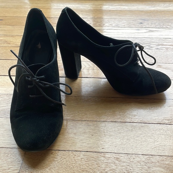 L’Carvari Shoes - 🖤 Black suede high hill shoes - size EU 35